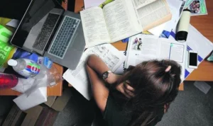 7 Tips untuk Mengerjakan Skripsi dengan Mudah dan Efektif
