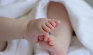 Viral, Bayi 2 Bulan Diberi Antimo oleh Orang Tuanya agar Bisa Nonton Bioskop Viral, Bayi 2 Bulan Diberi Antimo oleh Orang Tuanya agar Bisa Nonton Bioskop