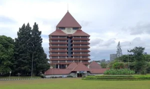Fenomena Tingginya UKT UI, Menyebabkan 10 Mahasiswa Mundur