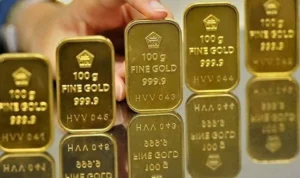 Waw ! Harga Emas Naik Hingga Rp 1.075.000 per gram