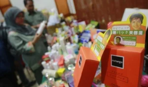 Badan Pengawasan Obat dan Makanan (BPOM) mengingatkan sampai saat ini masih ada obat tradisional di pasaran yang belum memiliki izin edar