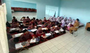 Bantah Adanya Pungli, Kepsek: Iuran Inisiatif Orang Tua Siswa Bantah Adanya Pungli, Kepsek: Iuran Inisiatif Orang Tua Siswa