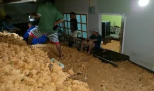 Bencana Tanah Longsor Kendari, Kerugian Hingga Rp100 Juta! Bencana Tanah Longsor Kendari, Kerugian Hingga Rp100 Juta!