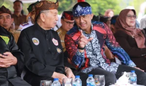 Bupati Bandung Barat Hengky Kurniawan mengungkap hasil survei yang menyebutkan petani kurang diminati oleh generasi milenial dan Z. (Jabar Ekspres/Suwitno)