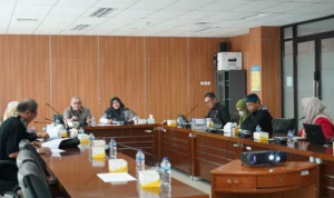 Maraknya Kasus Penularan Penyimpangan Seksual, DPRD Evaluasi Pelaksanaan Perda P4S Ketua DPRD Kota Bogor Atang Trisnanto menerima audiensi dari Ikatan Pelajar Muhammadiyah