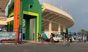 Jawa Timur Juara pertama Fornas ke VII Inorga Sepeda Tua dengan Jenis Olahraga Sepeda Penny Farthing