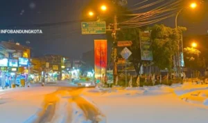 Foto di Bandung Turun Salju Viral, Asli Terjadi atau Tidak? Foto Turun Salju di Bandung Viral / Instagram @infobandungkota