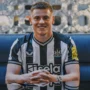 Tinggalkan Leicester City, Harvey Barnes Gabung Newcastle United