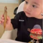 Anak Kedua Raffi Ahmad, Cipung, Menikmati Ikan Shisamo