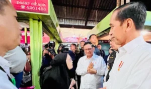 Kunjungi Warung Bu Eha di Pasar Cihapit, Presiden Jokowi Dapat Cerita Menarik