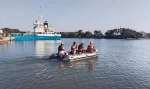 Tim SAR gabungan masih berupaya melakukan pencarian terhadap satu ABK yang hilang di Perairan Cirebon, Jawa Barat. Laguna Official.