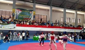 Kejari Depok gelar Taekwondo Cup 2023, Diikuti Ratusan Pelajar SD, SMP, dan SMA Kejaksaan Negeri (Kejari) Depok, Jawa Barat gelar turnamen Taekwondo Cup 2023 diikuti ratusan pelajar tingkat SD, SMP, dan SMA se-Kota Depok. Jabar Ekspres/Rubiakto.