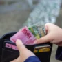 Benarkah Bansos PKH Tahap 3 Cair Bulan Juli? Cek Jadwalnya di Sini!