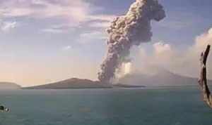 Gunung Anak Krakatau Kembali Erupsi Terekam di Seismograf