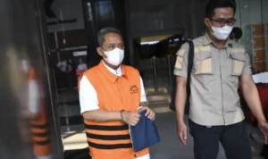 KPK kembali memperpanjang masa penahanan Wali Kota Bandung nonaktif Yana Mulyana selama 30 hari terkait dugaan suap. ANTARA/M Risyal Hidayat.