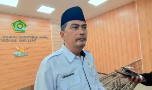 Kemenag Jabar Sebut Pendidikan di Al-Zaytun Tetap Berjalan Meskipun Pemeriksaan Panji Gumilang Naik ke Tingkat Penyidikan.