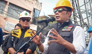 Larang Pungutan di Sekolah, Ridwan Kamil: Bisa Rugikan Orangtua Siswa! Larang Pungutan di Sekolah, Ridwan Kamil: Bisa Rugikan Orangtua Siswa!