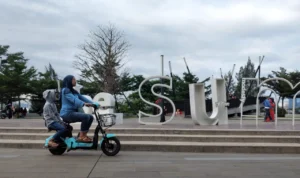 Libur Idul Adha, Penyewa Sepeda Listrik di Summarecon Meningkat