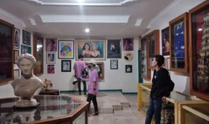 Menengok Museum Nike Ardilla, Masih Diminati Fans hingga Bule Ukraina