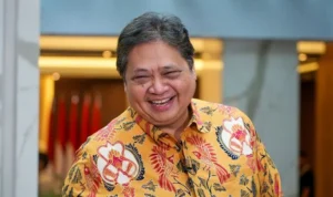 Menko Perekonomian Airlangga Hartanto siap diperiksa Kejagung terkait mafia minyak goreng setelah sebelumnya tak penuhi panggilan. ANTARA/HO/Kemenko Perekonomian.