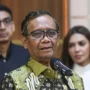 Menko Polhukam, Mahfud MD menegaskan bahwa PPATK tengah menganalisis ratusan rekening pimpinan Al Zaytun, Panji Gumilang. ANTARA/Hafidz Mubarak A.
