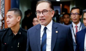 Malaysia PM to Meet Elon Musk Next Week to Offer More Investment