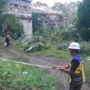 Perjalan kaki saat melintas di jalan alternatif. Daniswara Mahendra/Jabar Ekspres.