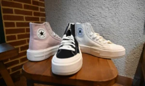 Converse Rancang Desain Terbaru Chuck Taylor All Star Cruise Bertema Klasik Akan Segera Rilis di Indonesia Agustus Mendatang Converse Rancang Desain Terbaru Chuck Taylor All Star Cruise Bertema Klasik Akan Segera Rilis di Indonesia Agustus Mendatang