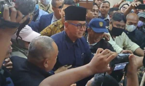 Babak Baru Polemik Al Zaytun: Panji Gumilang Diduga Terseret TPPU, Polisi Bakal Panggil Saksi Minggu Depan Polisi bakal panggil saksi-saksi minggu depan terkait dugaan TPPU yang menjerat pimpinan Ponpes Al Zaytun, Panji Gumilang. PMJ News/Fajar.