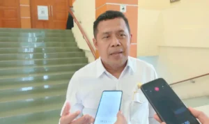 Politisi PKB Kota Depok, Babai Suhaimi tanggapi delapan tuyul di Kota Depok yang digaungkan PSI dan relawan Kaesang Menang. Jabar Ekspres/Rubiakto.