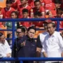 Presiden Jokowi puji kemajuan PSSI di bawah pimpinan Erick Thohir saat ia tinjau Stadion Si Jalak Harupat dan seleksi pemain Timnas U-17. Instagram/@erickthohir.