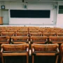 Ilustrasi. Puluhan orang tua siswa di Bandung geruduk Polda Jabar melaporakan dugaan penipuan modus tawaran pendidikan ke China. Pixabay.