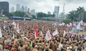 RUU desa sedang dibahas oleh DPR RI dengan perubahan masa jabatan kepala desa (Kades) yang tadinya 6 tahun menjadi 9 tahun.