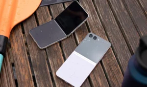 Setelah ditunggu-tunggu peluncurannya Smartphone canggi Samsung Galaxy Z Flip5 dan Galaxy Z Fold5 akhirnya diluncurkan