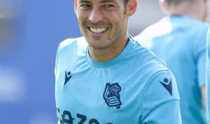 Alami Cedera ACL, Mantan Pemain Manchester City David Silva Putuskan Pensiun,