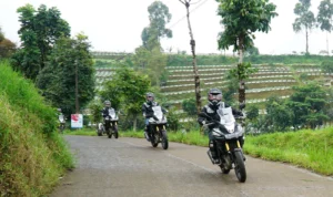 Tips Aman Berkendara Sepeda Motor di Musim Kemarau