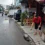 Heboh! Ada Ledakan dari Lubang Gorong-Gorong di Jalan Belakang Pasar Andir!