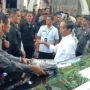 Dok. Presiden Jokowi saat tinjauan Pasar Cihapit Bandung, Rabu (12/7). / Sandi Nugraha