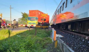 PT KAI Jember Tindak Lanjuti Proses Hukum Sopir Truk Terobos Palang Perlintasan yang Menyebabkan Kecelakaan