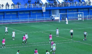 Beragam Masalah di Tubuh Persib Bandung, Legenda Tim Beri Solusi! Suasana Latihan Persib Bandung