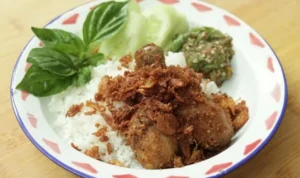 Mantap dan Nikmat! Resep Ayam Serundeng Bawang Sambel Hijau Mantap, Nikmat! Resep Ayam Serundeng Bawang Sambel Hijau