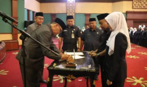 Lantik 576 Kepala Sekolah, Plt Bupati Bogor Berharap Lebih Adaptif dan Inovatif!