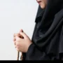 Alasan Islam Melarang Wanita Haid Melaksanakan Sholat