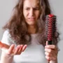 Punya Rambut Rontok Berlebih? Coba Konsumsi Makanan Ini!