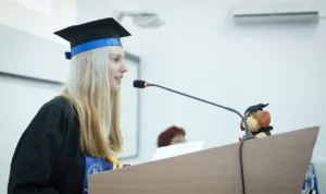 Mau Kuliah di Luar Negeri? Ada Beasiswa UK yang Akan Dibuka Bulan Agustus, Cek Syarat IELTS di 10 Kampus Ada Beasiswa UK Akan Dibuka Bulan Agustus, Cek Syarat IELTS