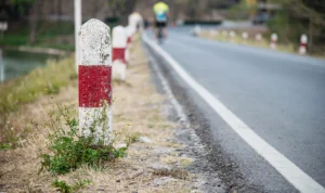 Baru Saja Dicor Jalan Langensari Langsung Diterobos Pengendara Motor, Hengky Kurniawan: Sesalkan Tingkah Laku Tersebut