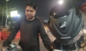 Juru Parkir Asal Cimahi Nekat Nyaleg DPRD Jabar Meski dengan Kemampuan Terbatas Juru parkir asal cimahi nyaleg jadi calon DPRD Jabar