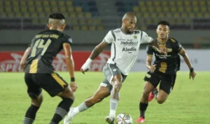 Persib Bandung vs Dewa United