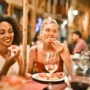 ILUSTRASI Ide Seru untuk Cara Merayakan Girlfriend Day Bareng Sahabat/ Pexels/ Adrienn