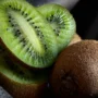 Manfaat Buah Kiwi, Nikmati Kesehatan dengan Rasanya yang Segar
